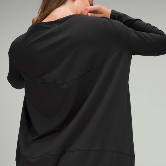 Lululemon Back in Action Long Sleeve Dress, size 8 BLACK - Picture 4 of 5